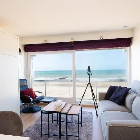 Daire Lovely With Sea-views